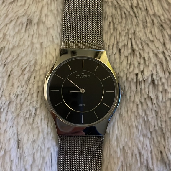 Skagen Men’s Watch Mesh Band - Picture 2 of 11